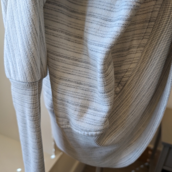 Material Girl Cardigan - Picture 6 of 8